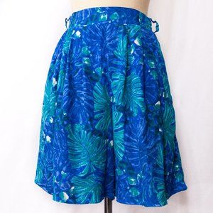 VTG Maren | Flowy Floral Print Shorts